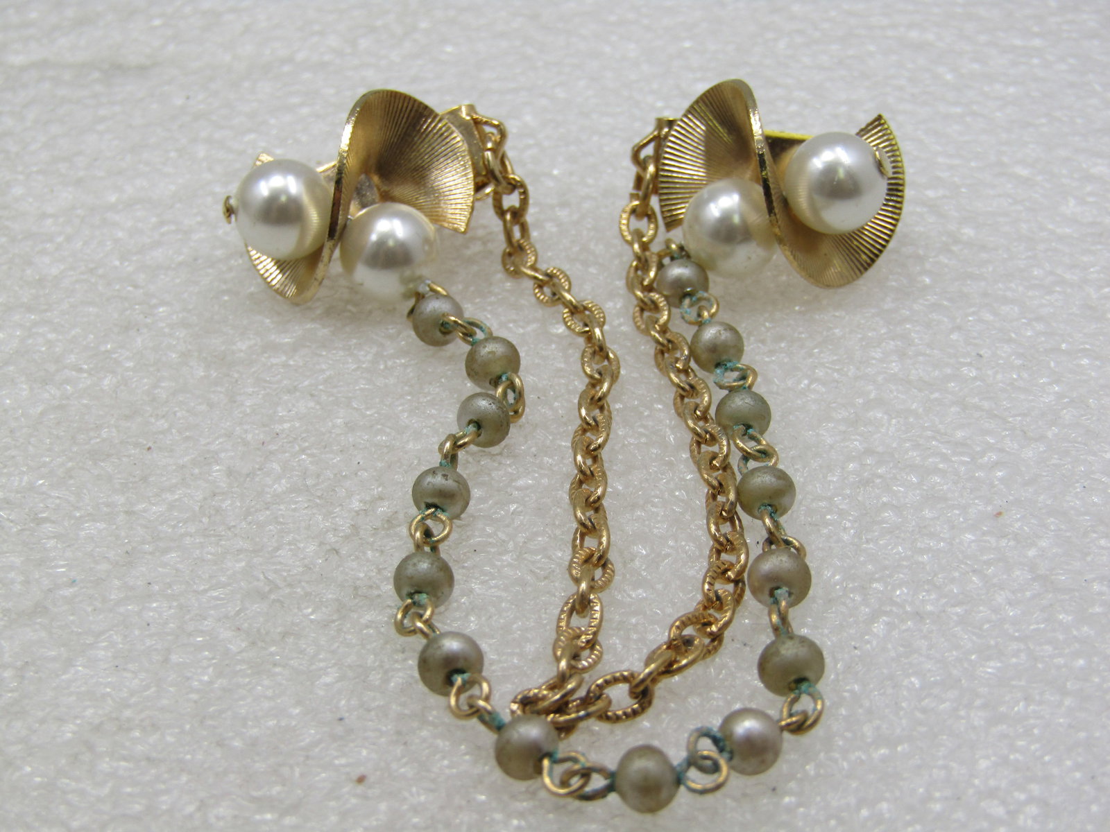 Vintage Faux Pearl Double Strand Sweater Guard Mod Design, 1960's - 4