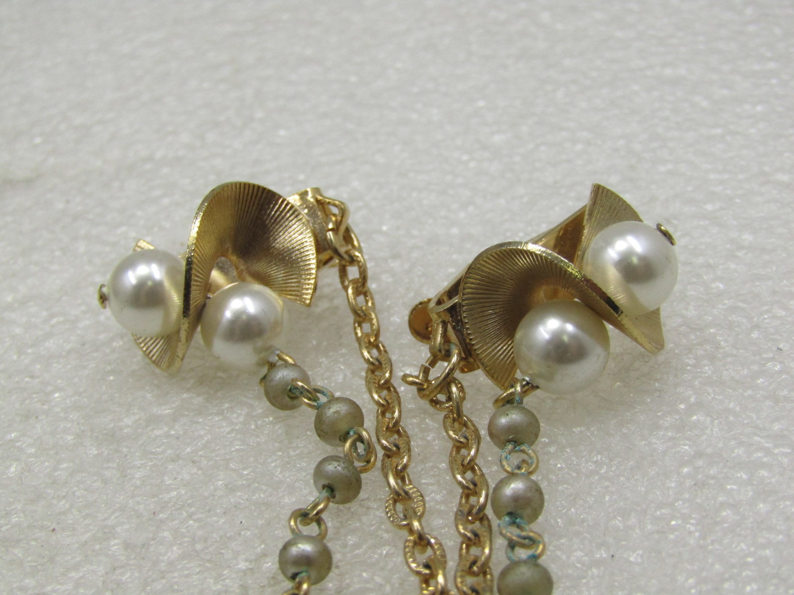 Vintage Faux Pearl Double Strand Sweater Guard Mod Design, 1960's - 5