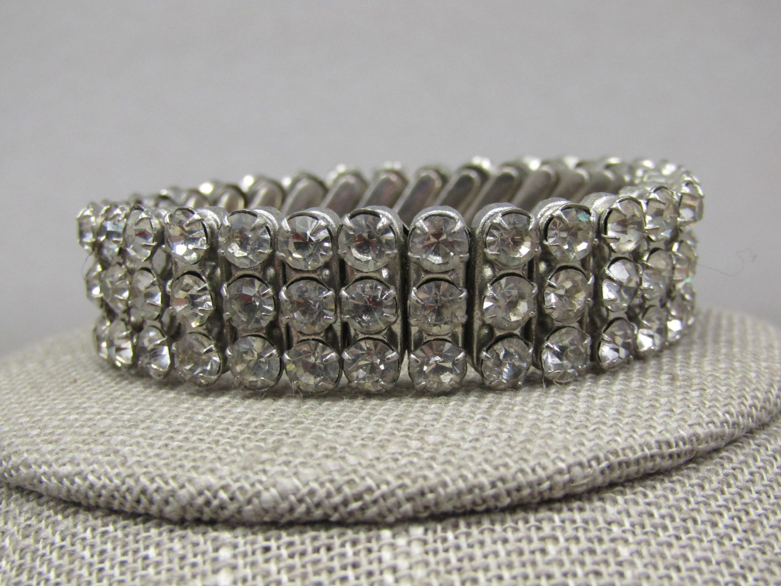 Vintage Expanding Rhinestone Bracelet, 7", Japan, 1960's (1 of 6)
