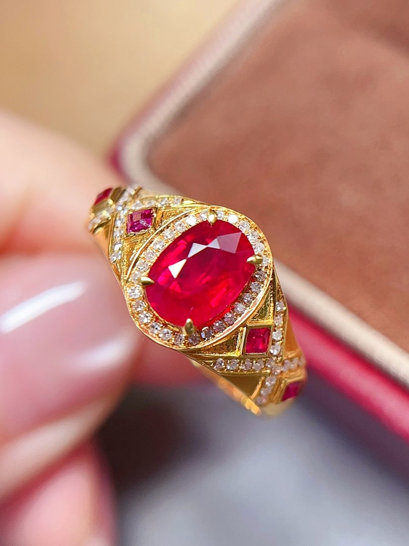 18K Gold Ruby Ring - 4
