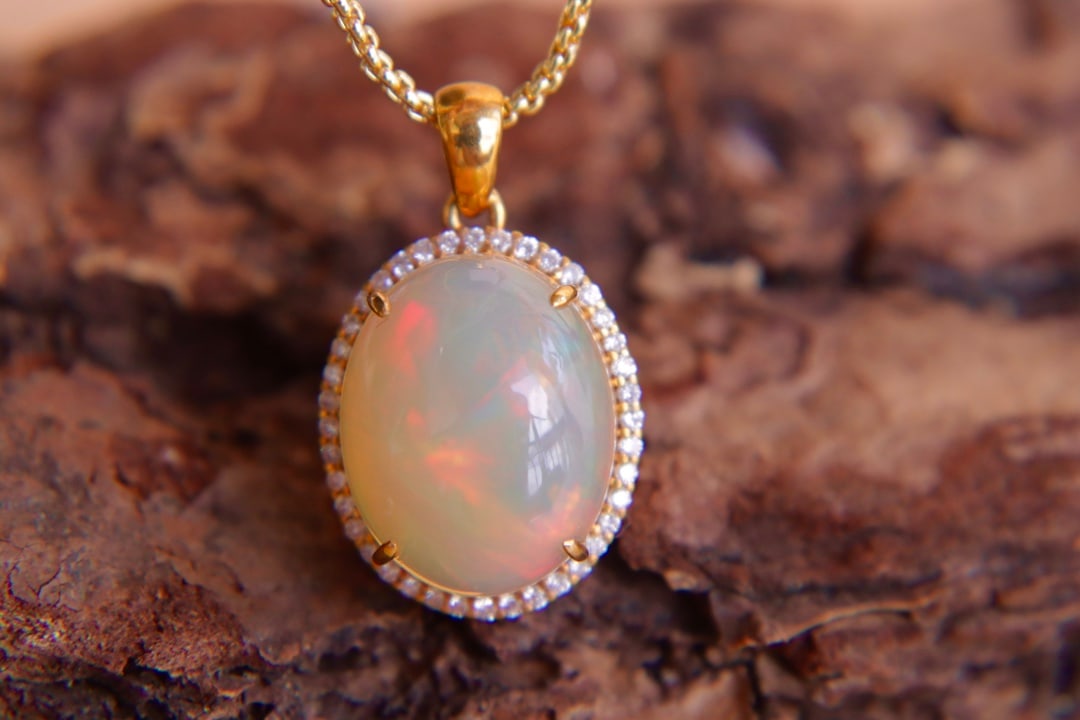 18K Gold Natural Opal Diamond Pendant - 3