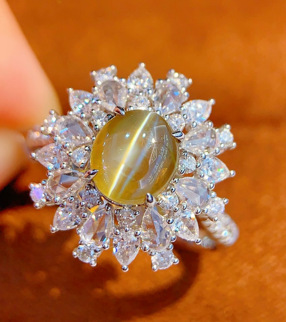 18K Gold Natural Chrysoberyl Cat's Eye Ring - 3