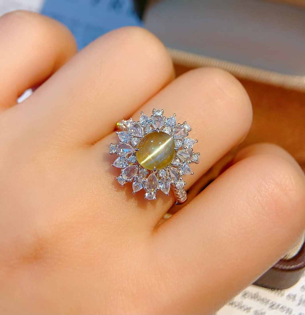 18K Gold Natural Chrysoberyl Cat's Eye Ring - 6
