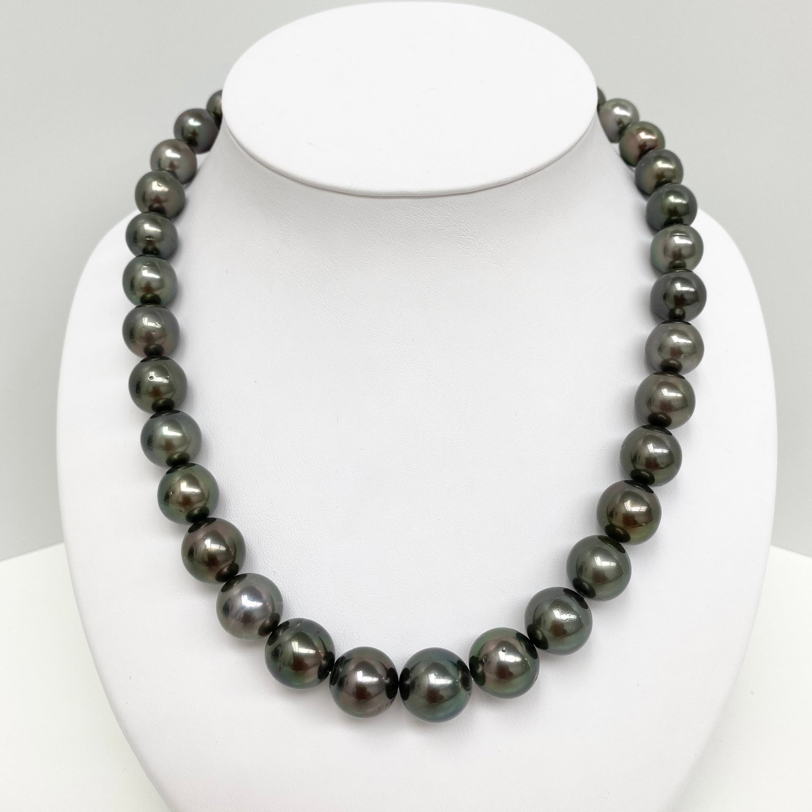 12-14mm Tahitian Dark Near-Round Pearl Necklace with 14k Clasp: Title:12-14mm Tahitian Dark Near-Round Pearl Necklace with 14k Clasp Description:AAA Qualilty, Tahitian Dark Near-Round Pearl Necklace, 31 pearl pieces, 18 inches hand-knotted with 14k fish-hook