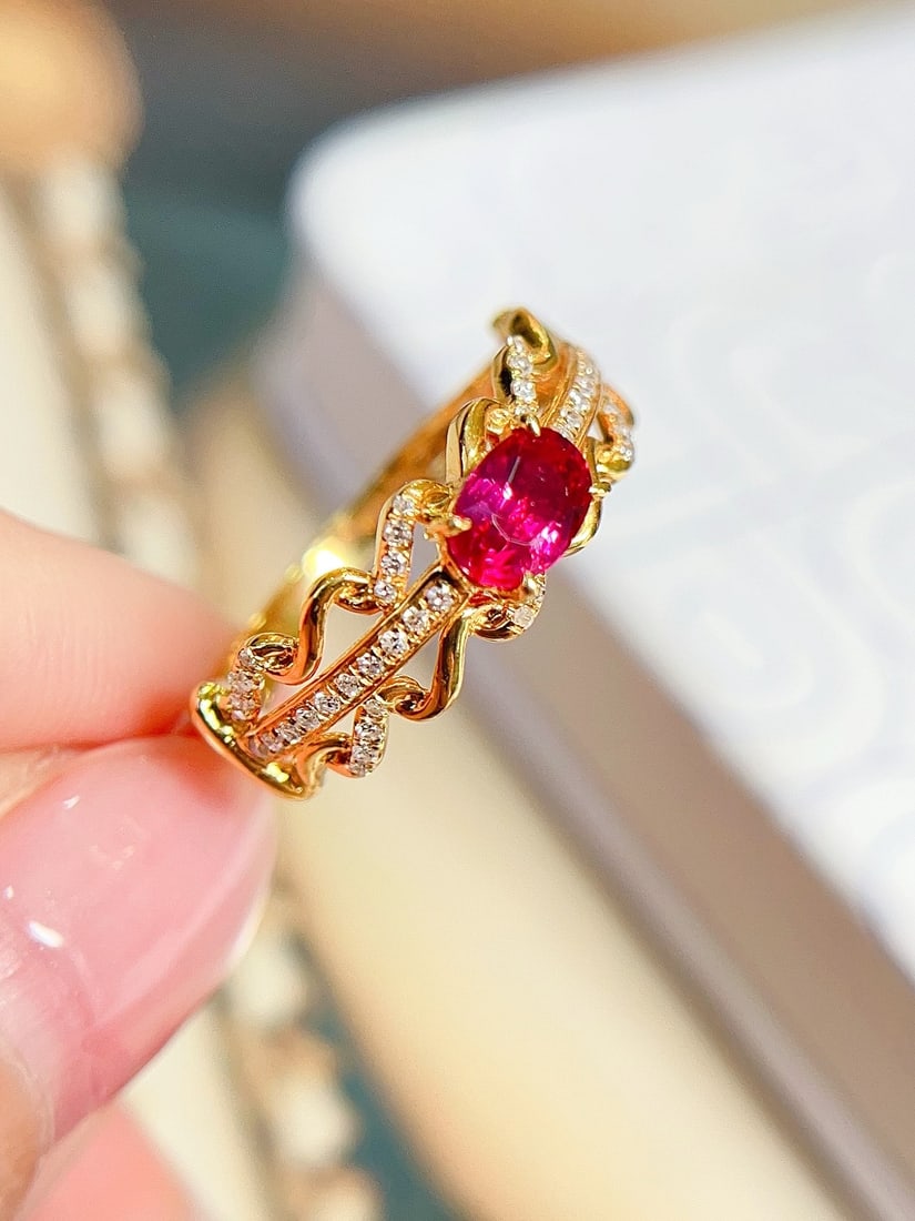 18K Gold Ruby Ring - 4