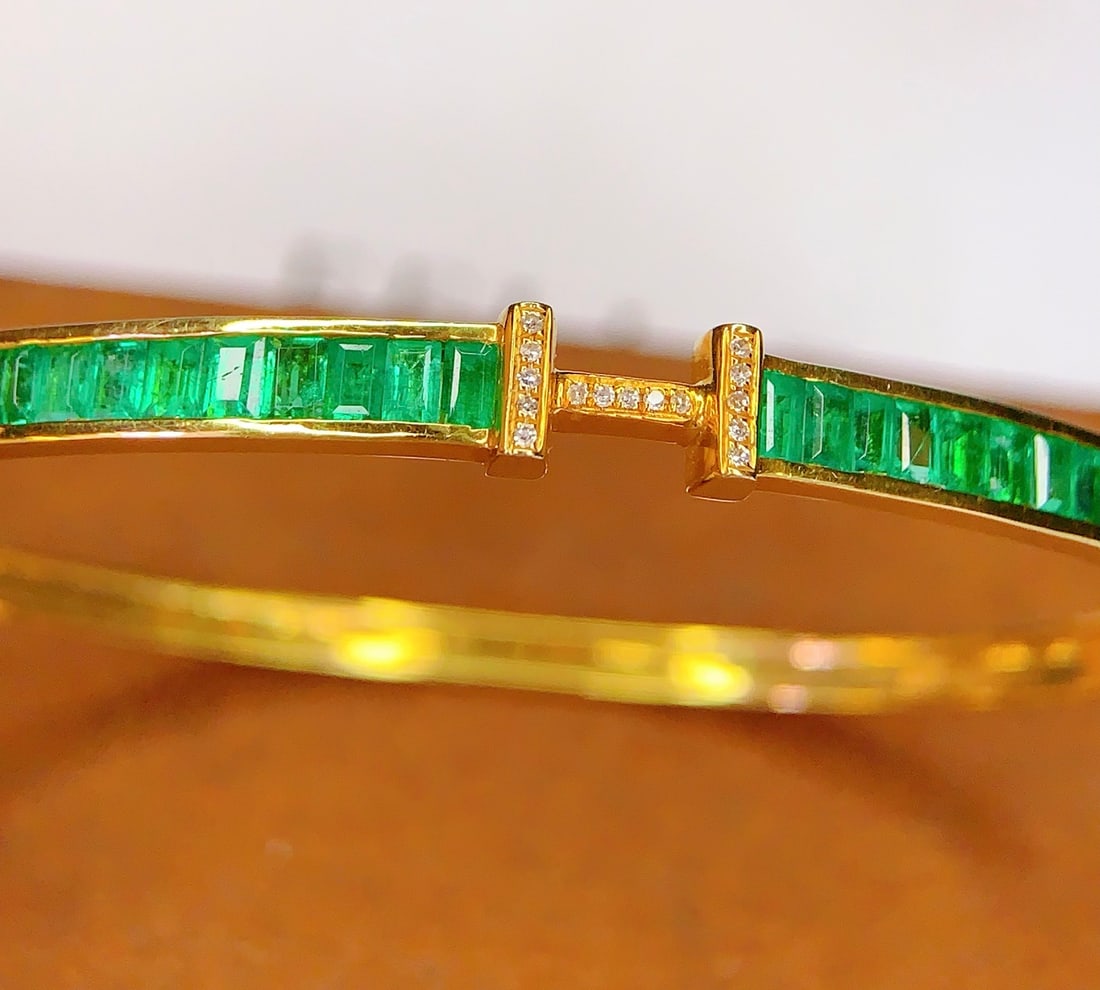 18K Gold Natural Emerald Bracelet - 2
