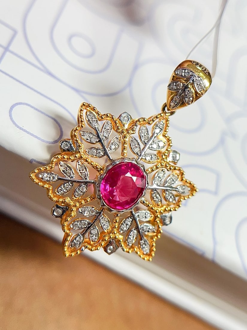 18K Gold Ruby Pendant - 3