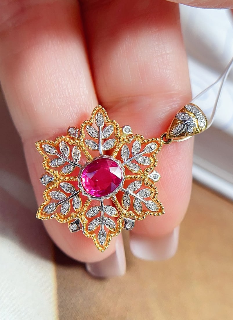 18K Gold Ruby Pendant - 4