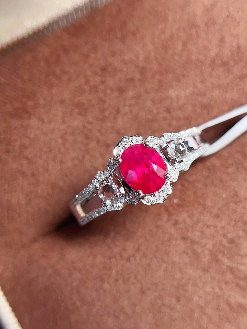 18K Gold Ruby Ring - 4
