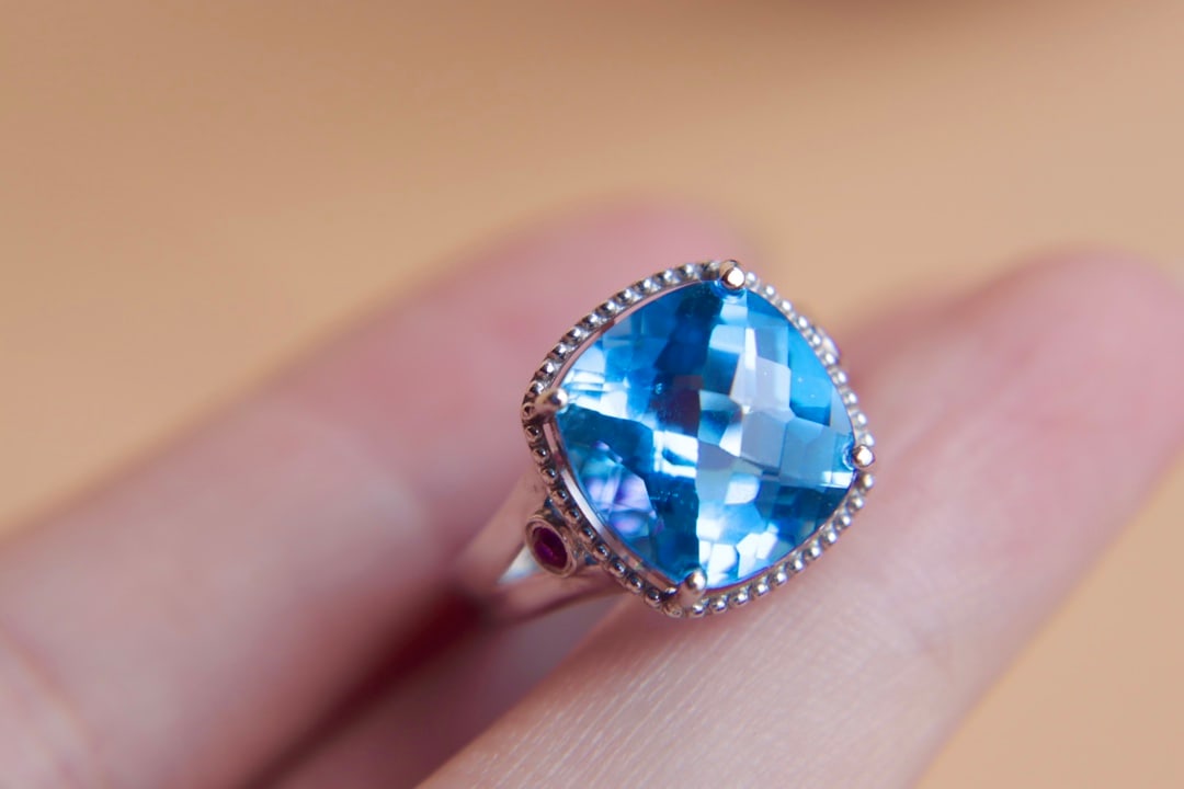 18K Gold Natural Topaz Ring - 2