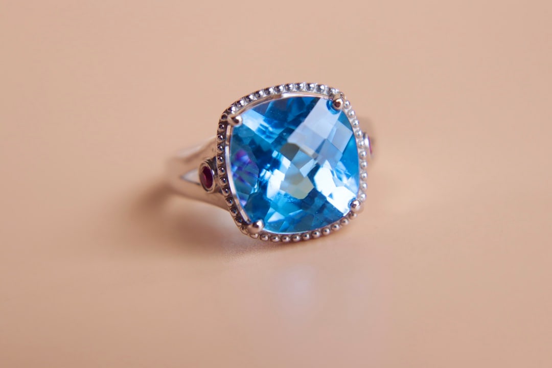 18K Gold Natural Topaz Ring - 3