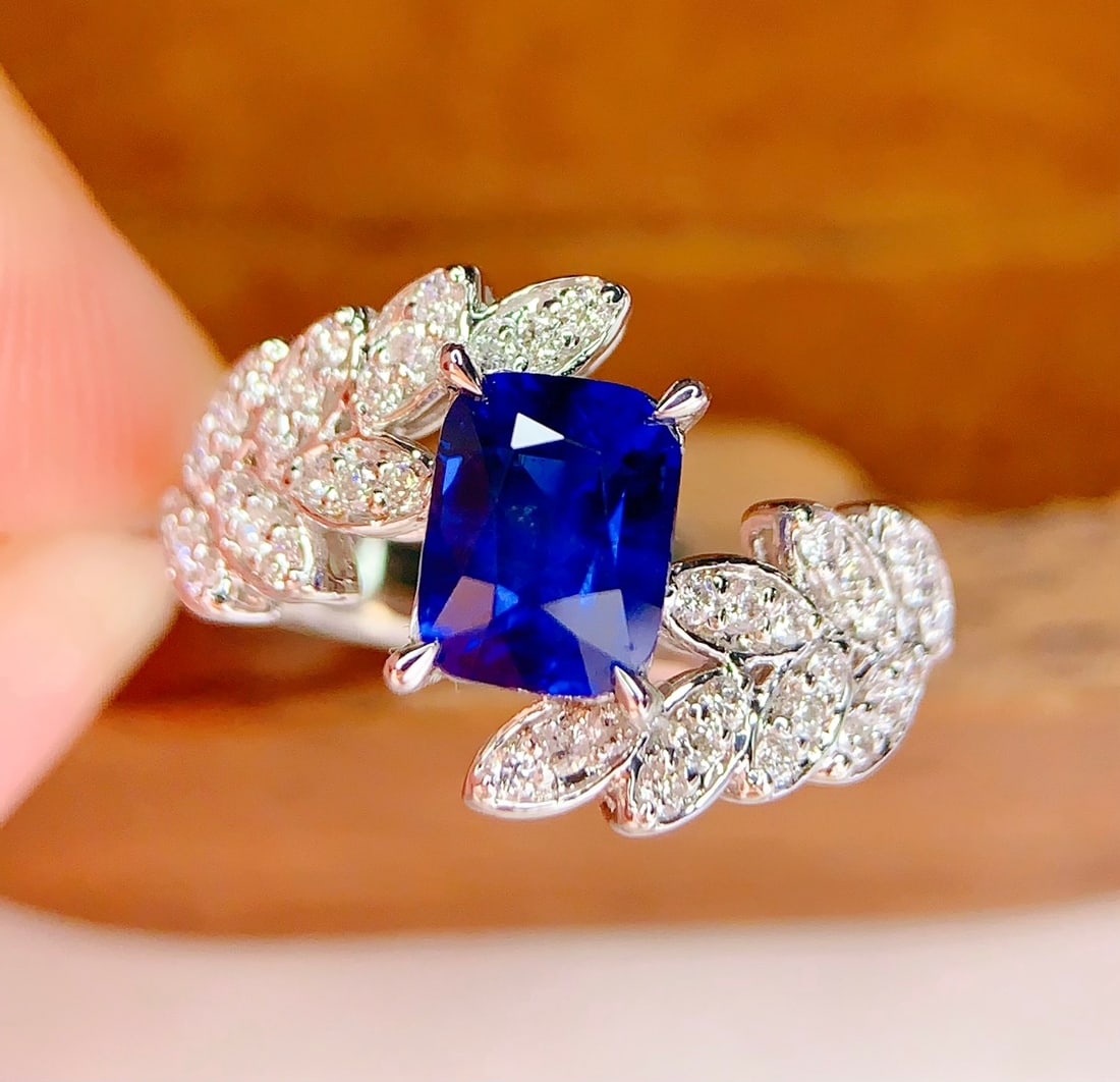 18K Gold Natural Sapphire Ring - 2