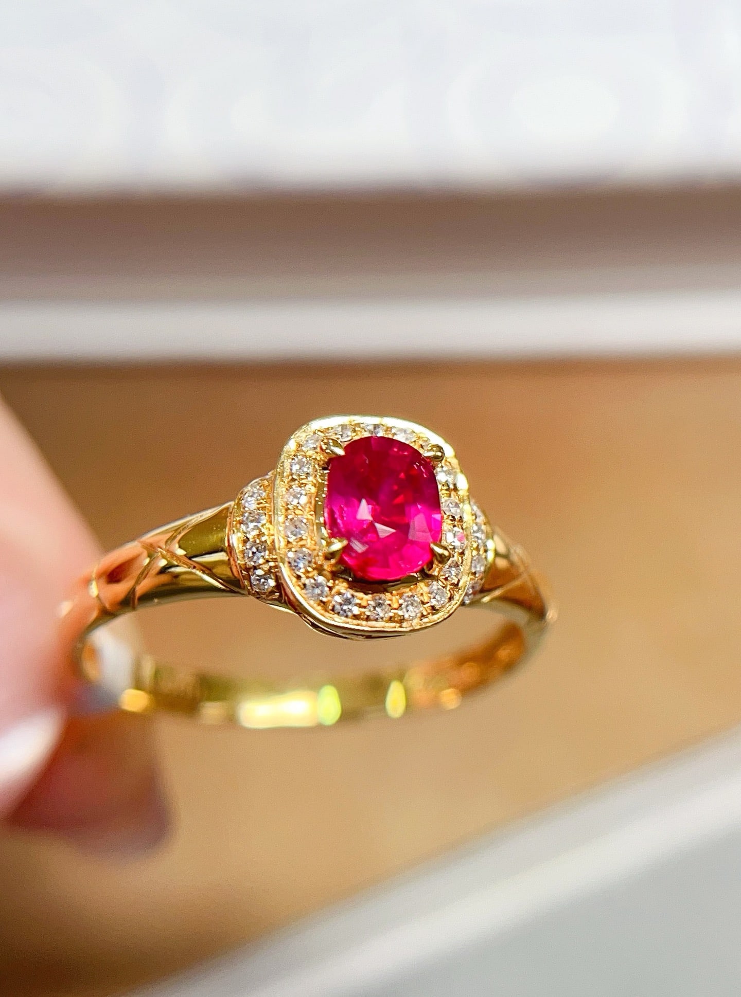 18K Gold Ruby Ring - 4