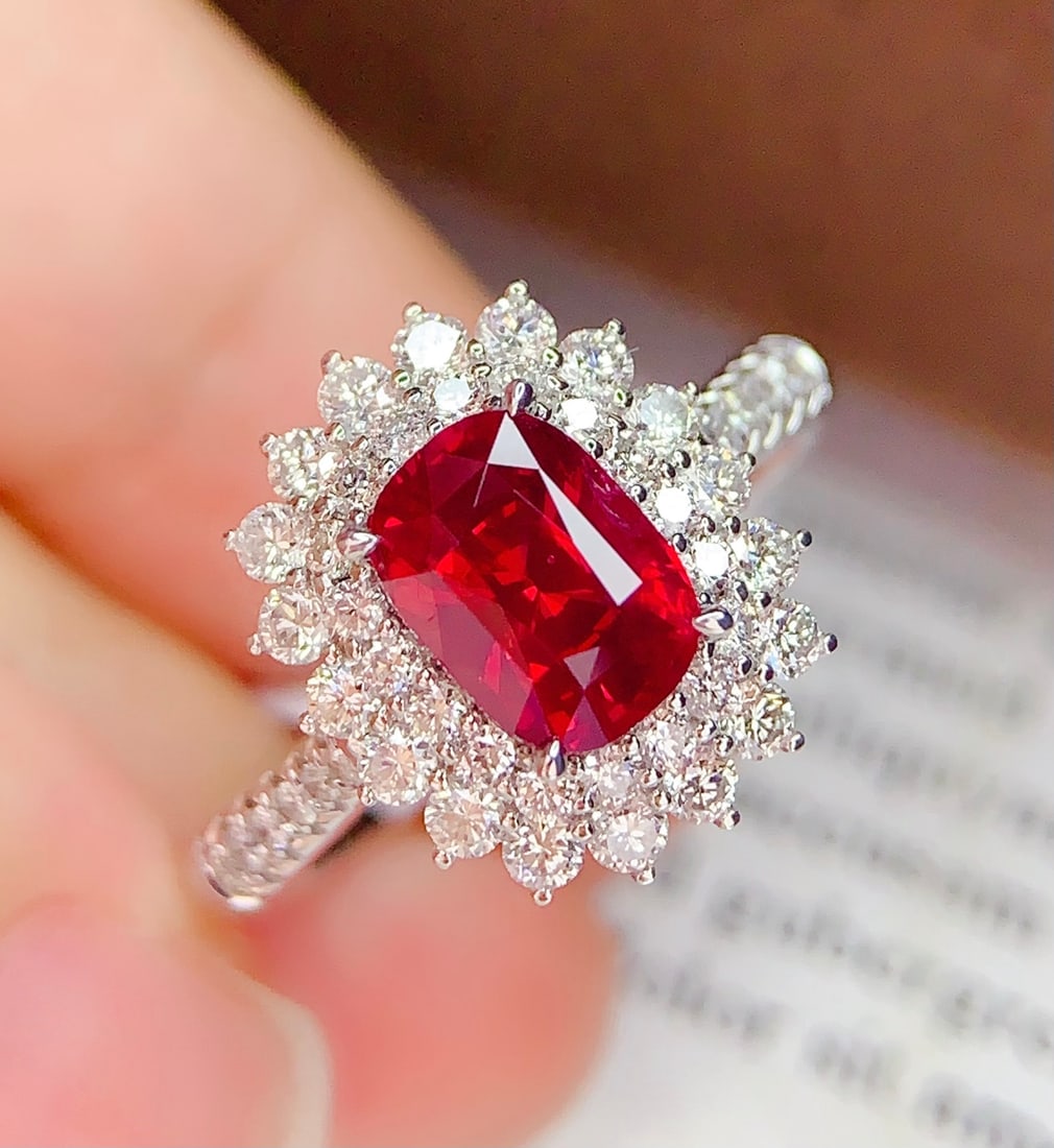 18K Gold Natural Spinel Ring - 5