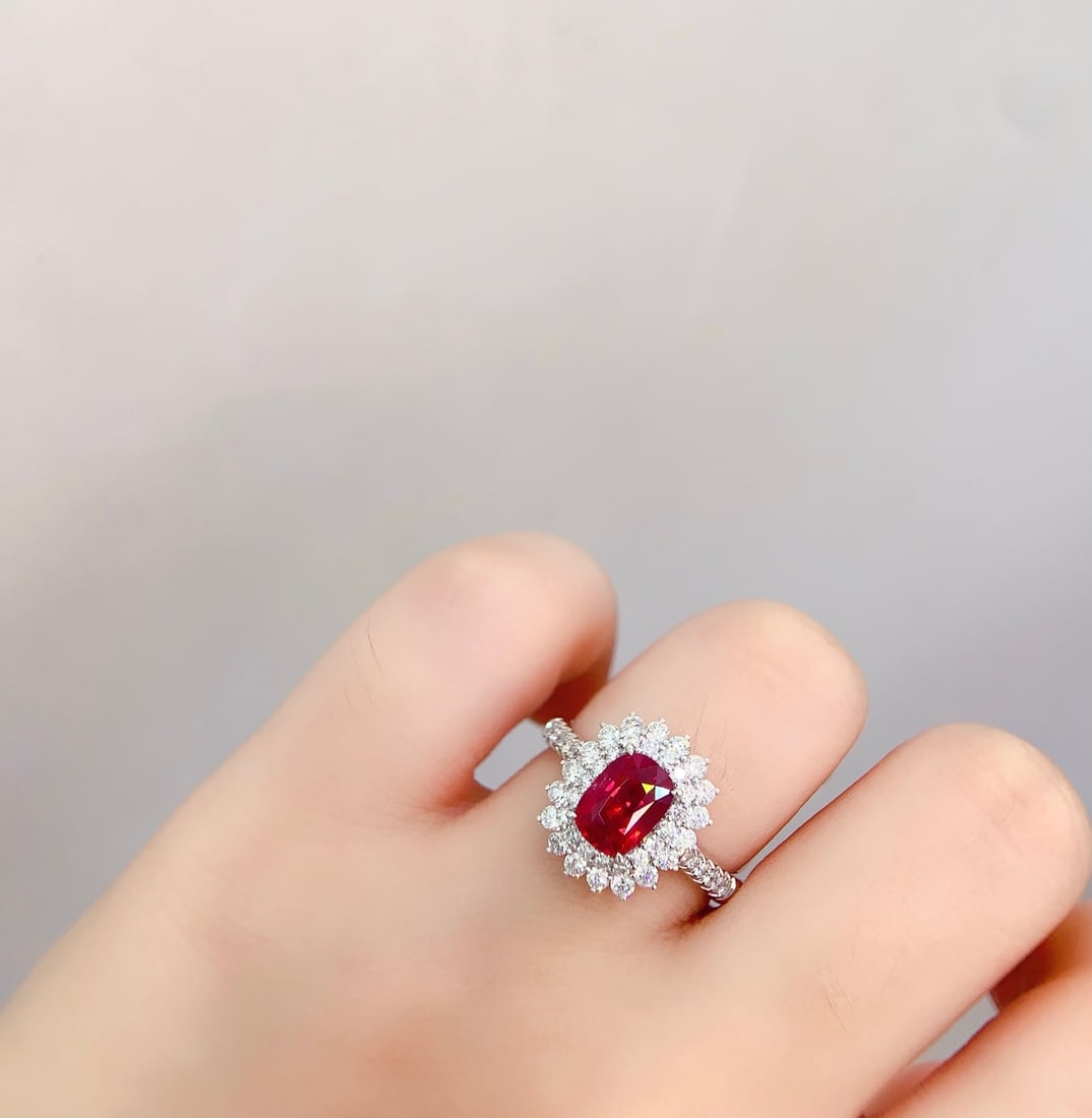18K Gold Natural Spinel Ring - 6