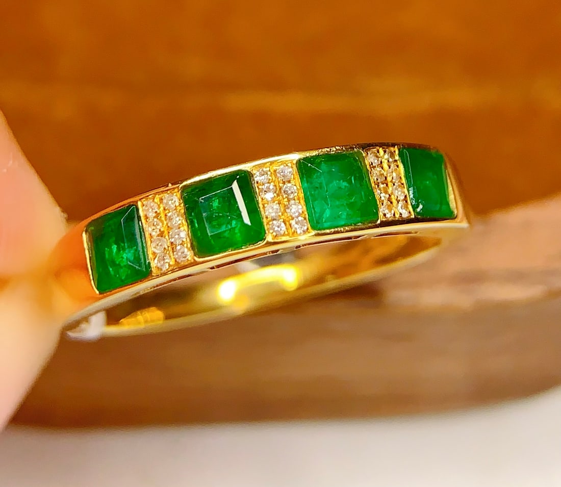18K Gold Natural Emerald Ring - 3