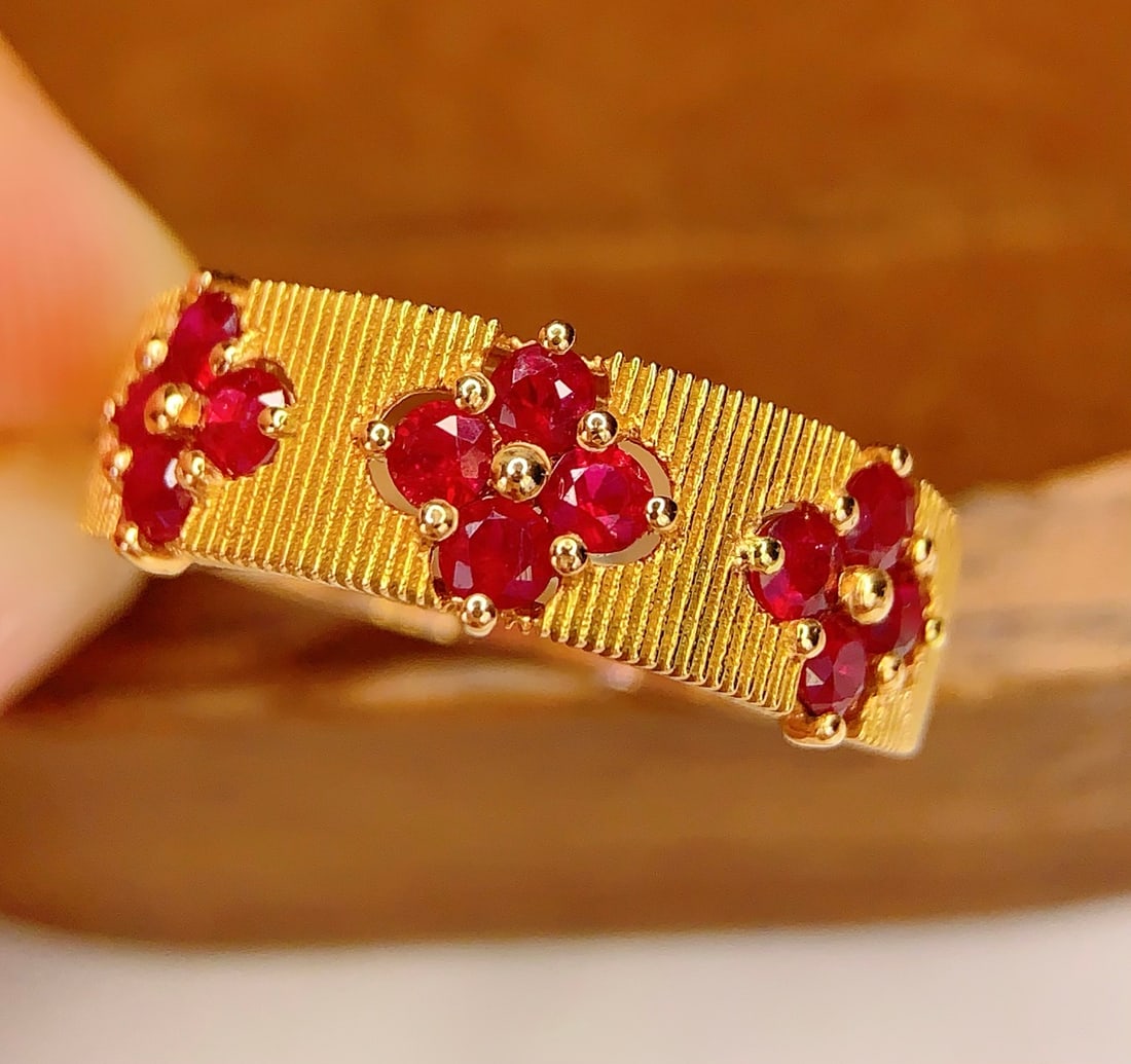 18K Gold Natural Ruby Ring - 4