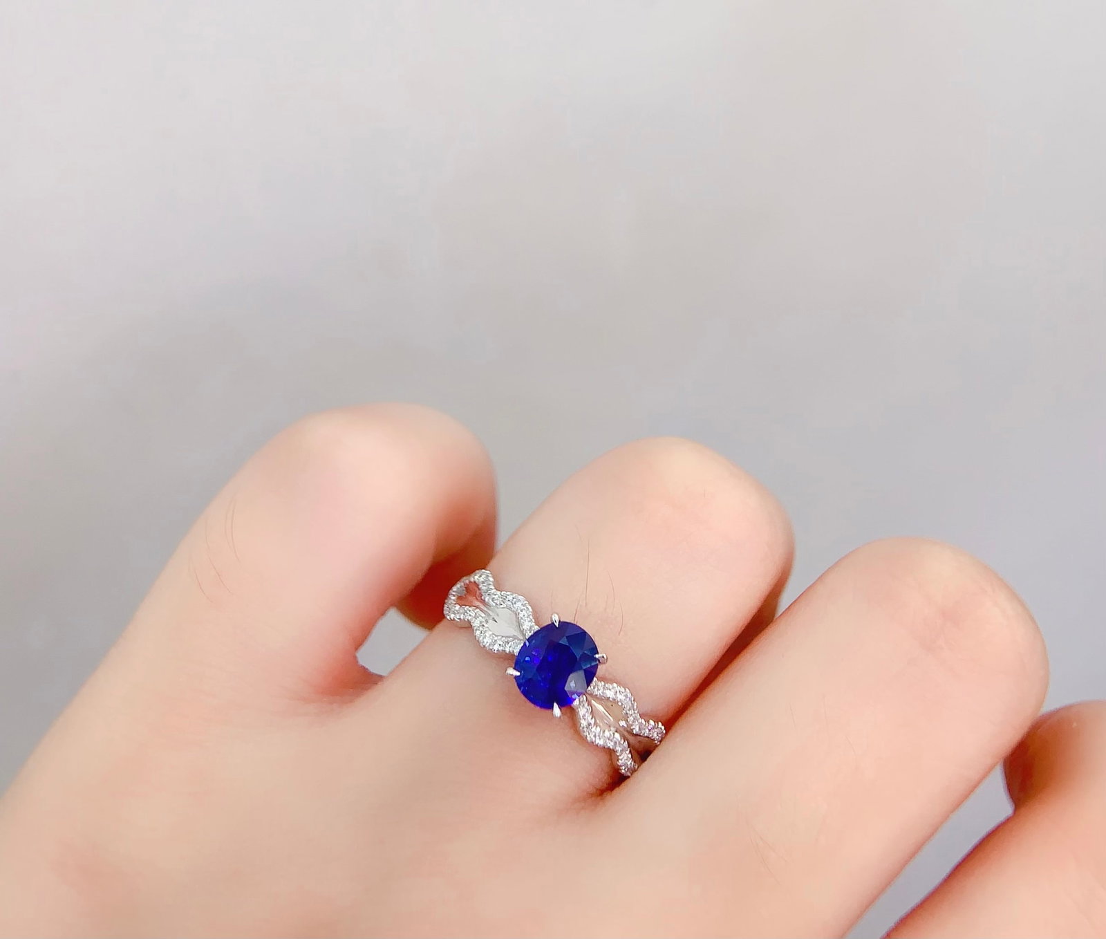 18K Gold Natural Sapphire Ring - 6