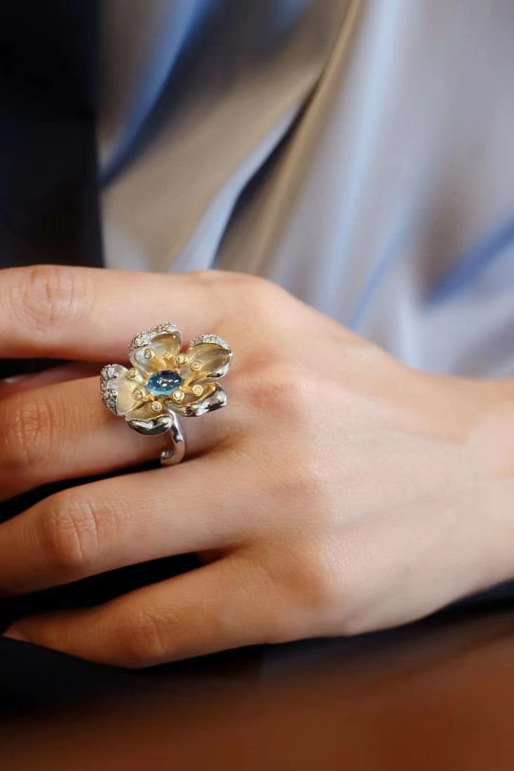 Silver-Plated Natural Topaz Ring - 9