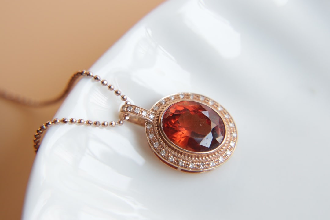 18K Gold Natural Fanta Garnet Pendant - 8
