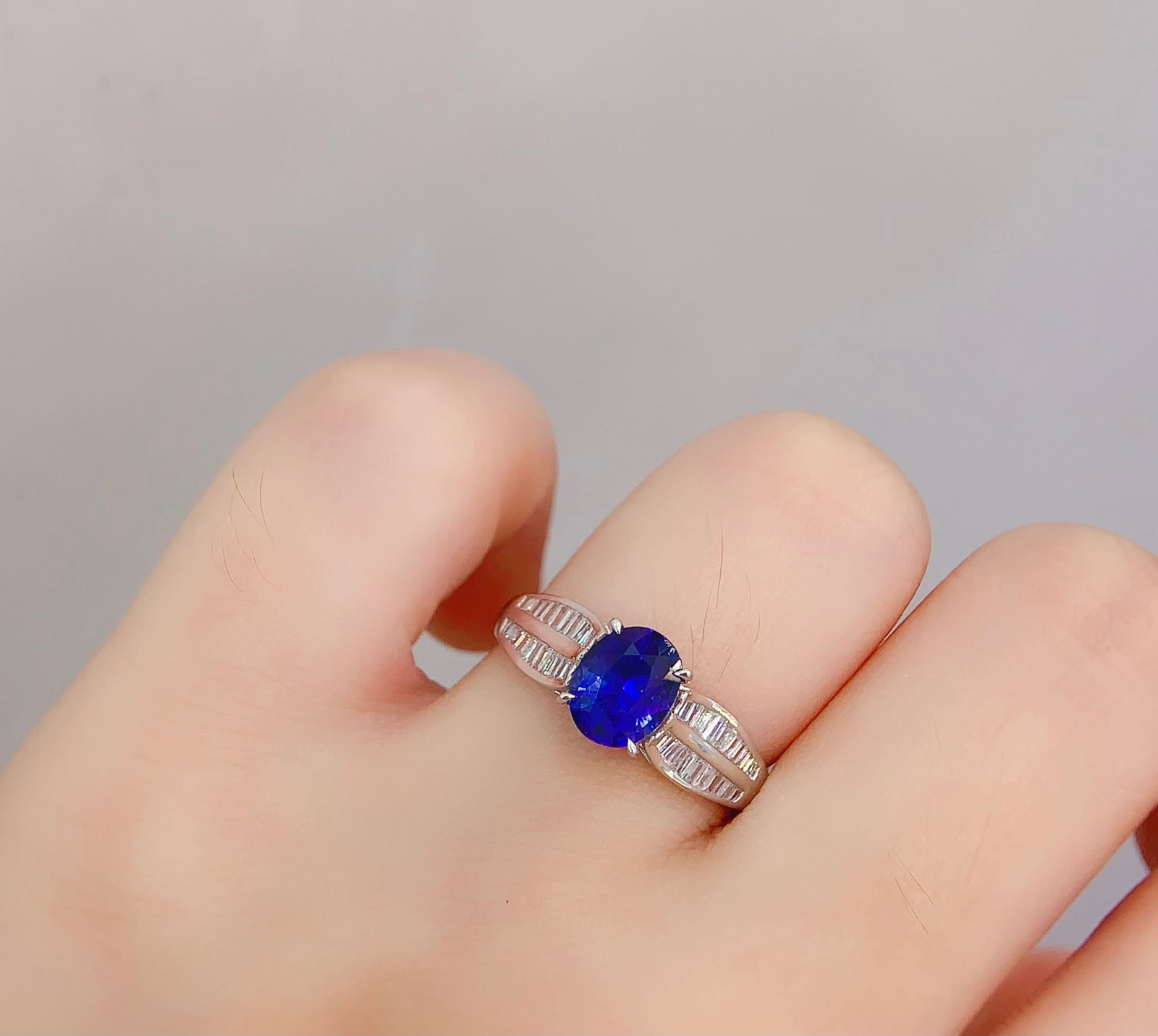 18K Gold Natural Sapphire Ring - 6