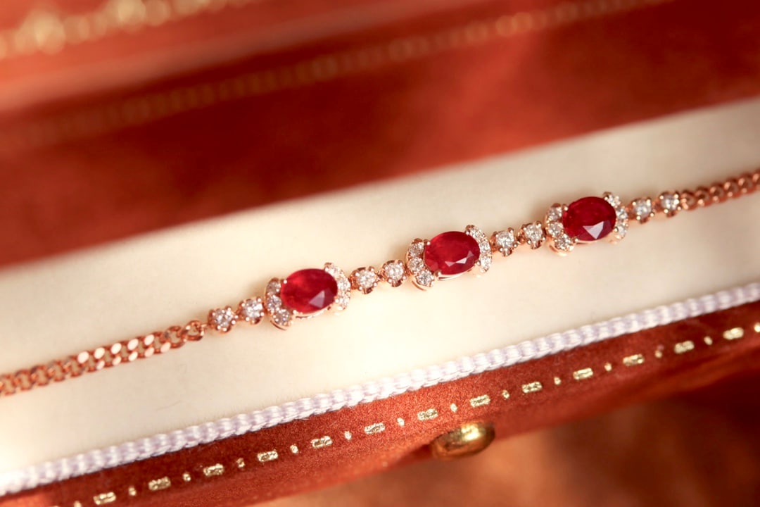 18K Gold Natural Pigeon Blood Ruby Bracelet - 5