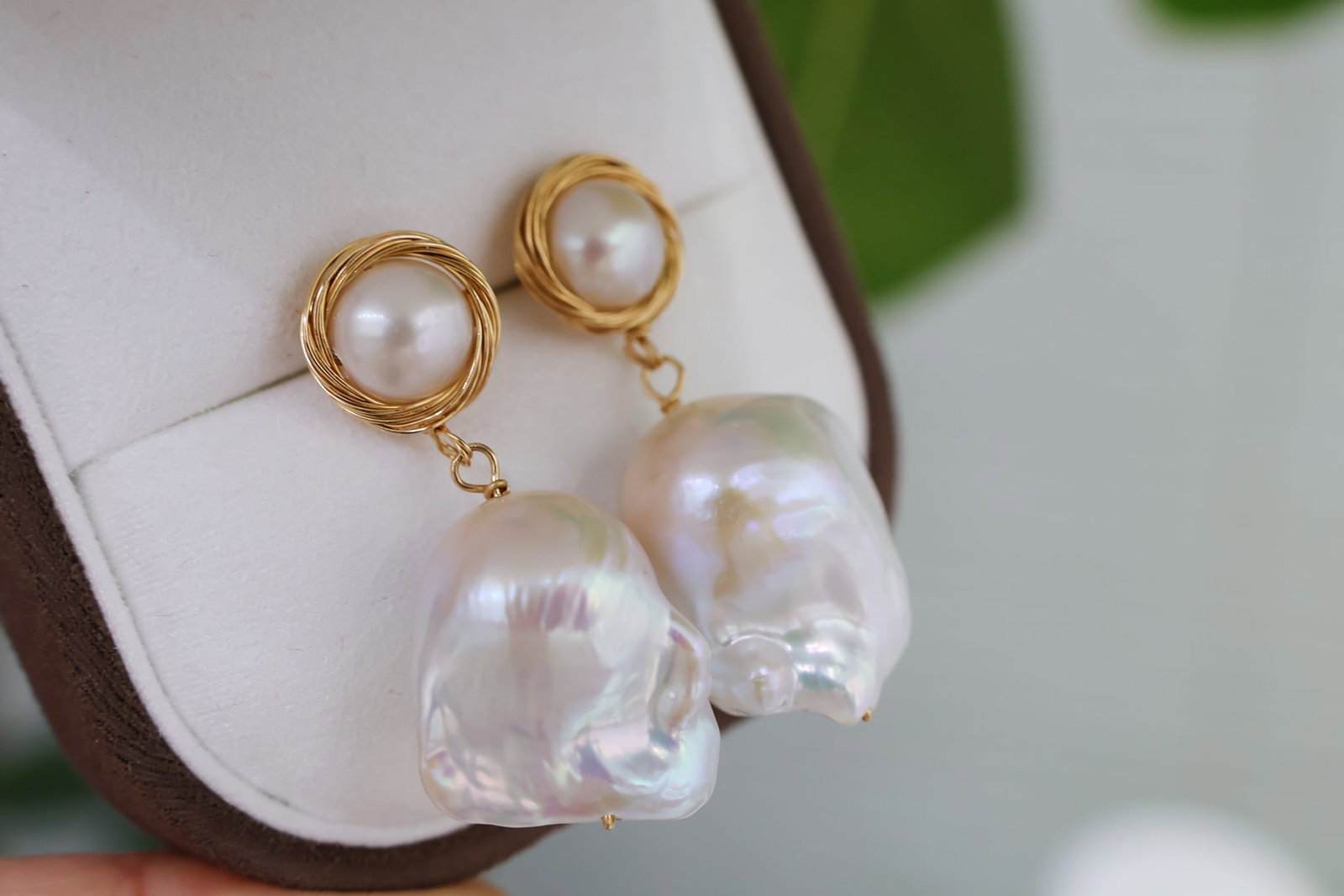Natural Freshwater Baroque Earrings - 3