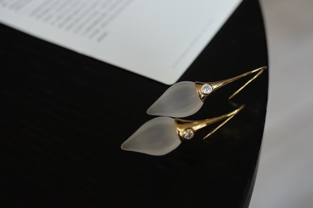 Silver Gilt Natural White Crystal Earrings - 7