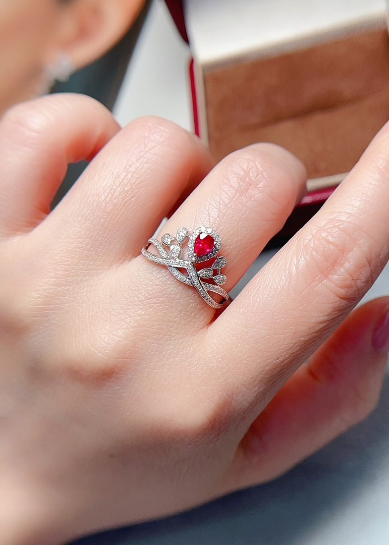 18K Gold Ruby Ring - 5