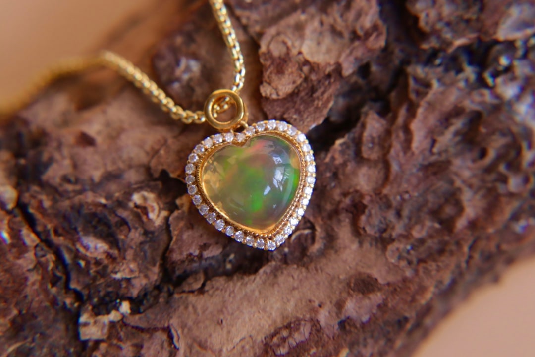18K Gold Natural Opal Diamond Pendant - 5