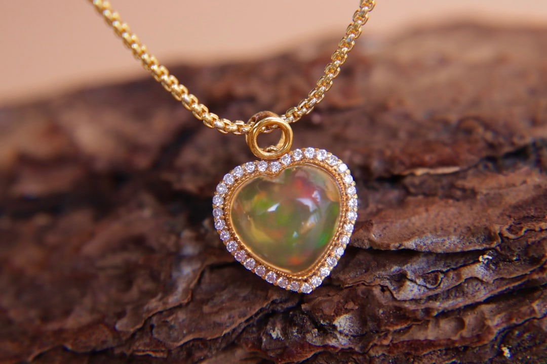 18K Gold Natural Opal Diamond Pendant - 7