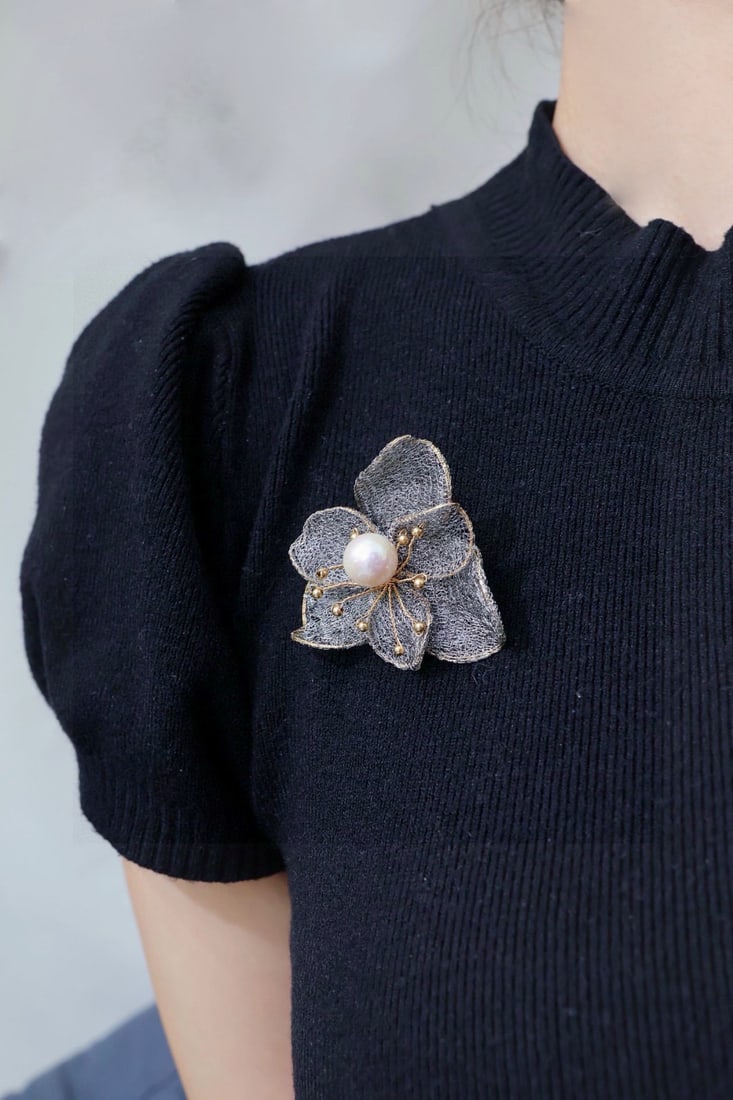 Natural Freshwater Pearl Lace Brooch - 4