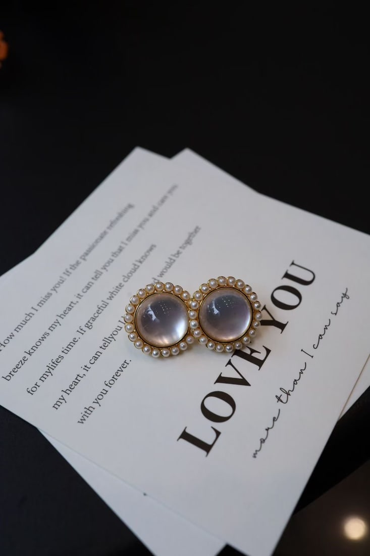 Natural white crystal stud earrings - 6