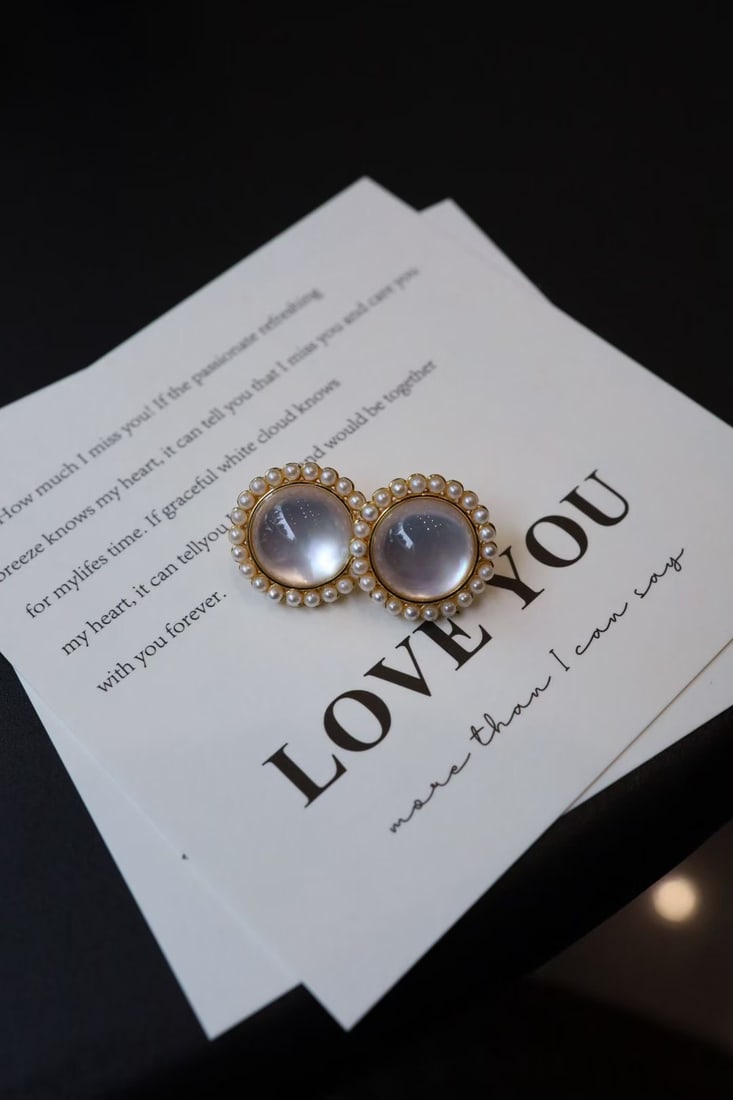 Natural white crystal stud earrings - 9