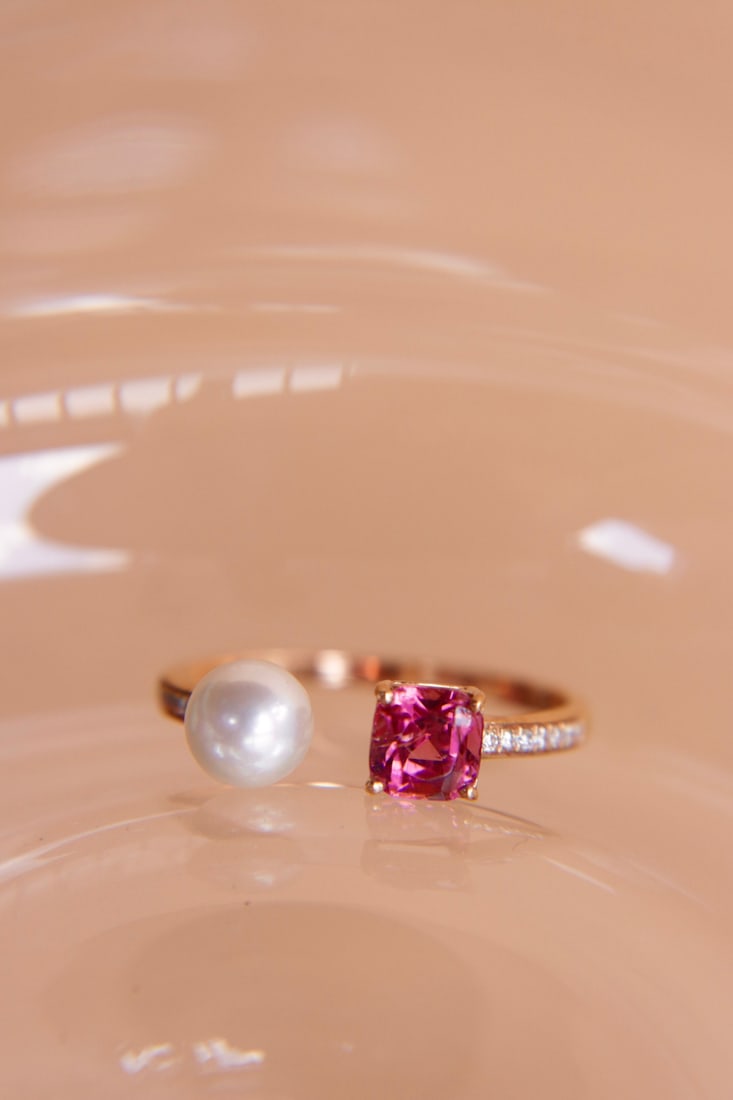 18K Gold Red Tourmaline Ring - 8