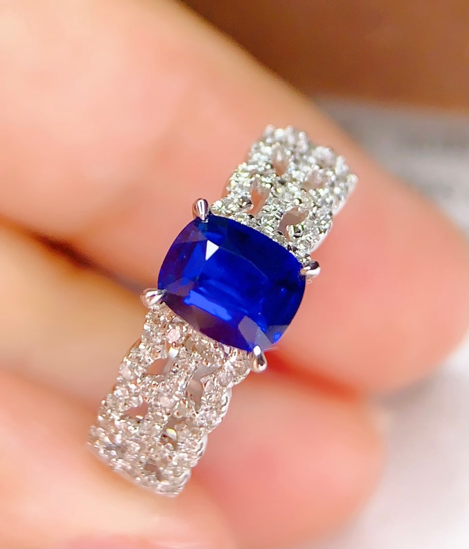 18K Gold Natural Sapphire Ring - 5
