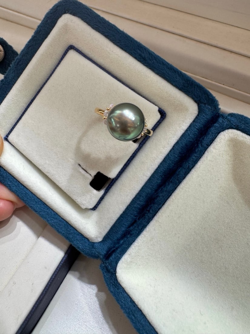 18K Gold Tahitian Black Pearl Ring - 2