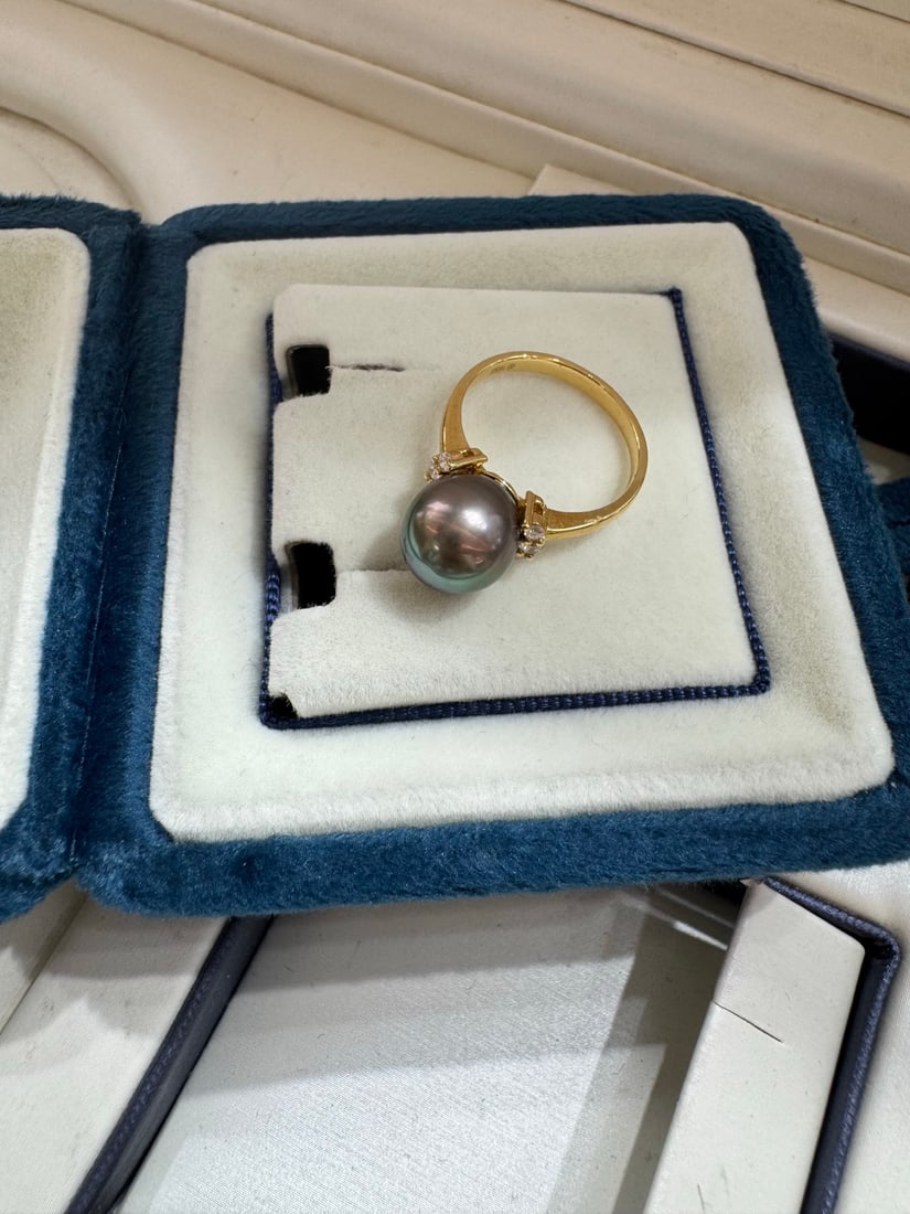 18K Gold Tahitian Black Pearl Ring - 4