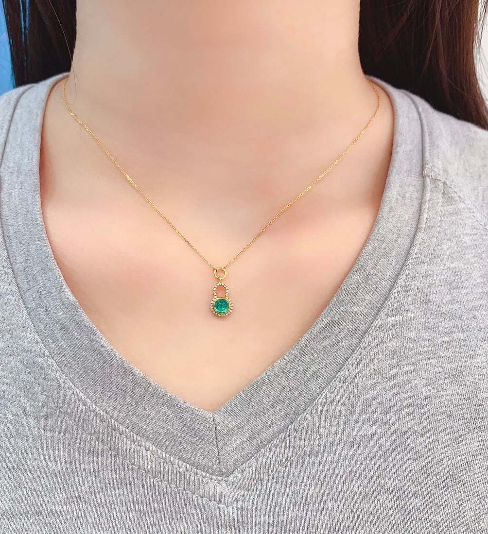 18K Gold Natural Emerald Necklace - 6