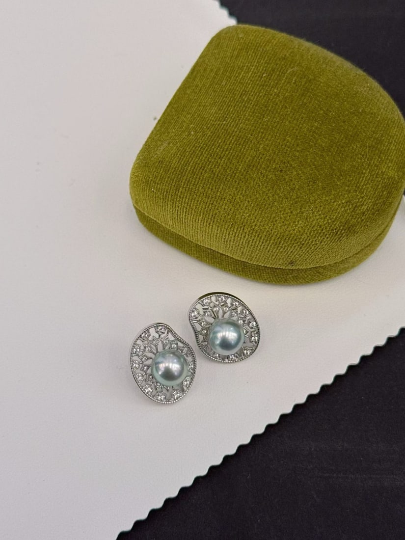 Sterling Silver Natural Seawater Pearl Earrings - 3