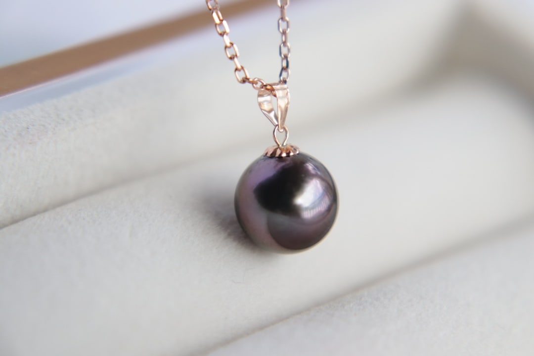 18K Gold Tahitian Pearl Pendant - 5