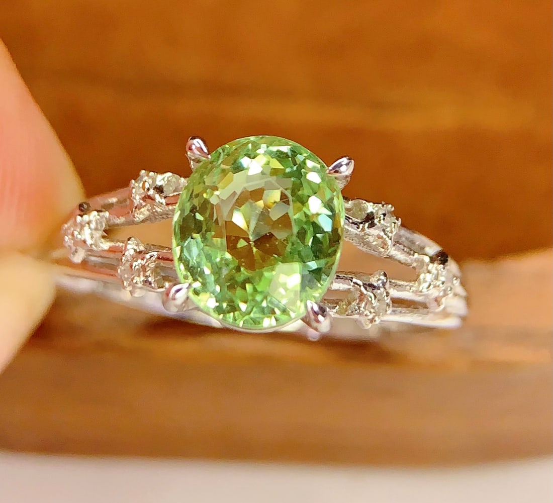 PT950 Natural Tourmaline Ring