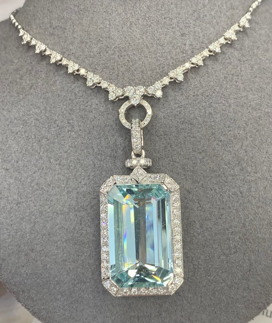18K Gold Natural Aquamarine Pendant - 2