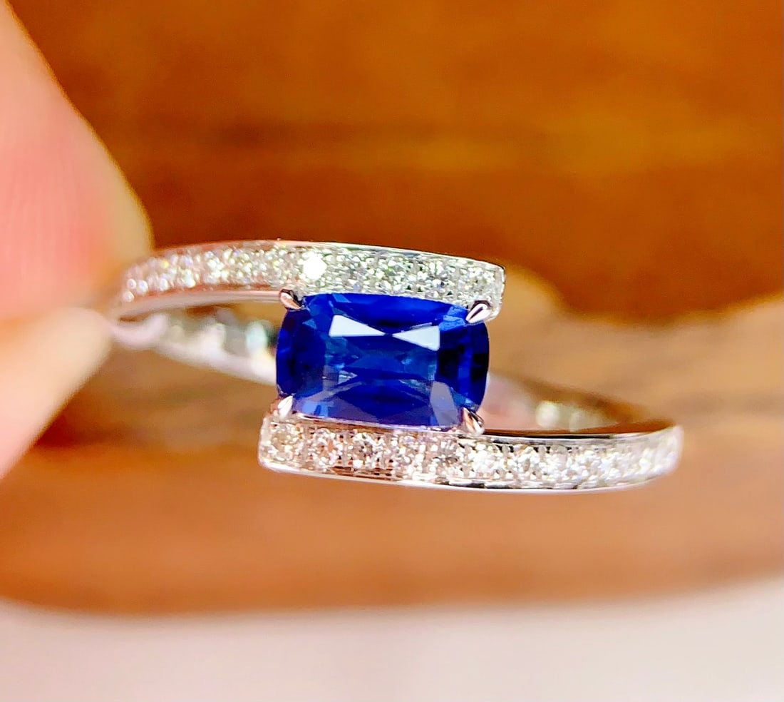 18K Gold Natural Sapphire Ring - 2
