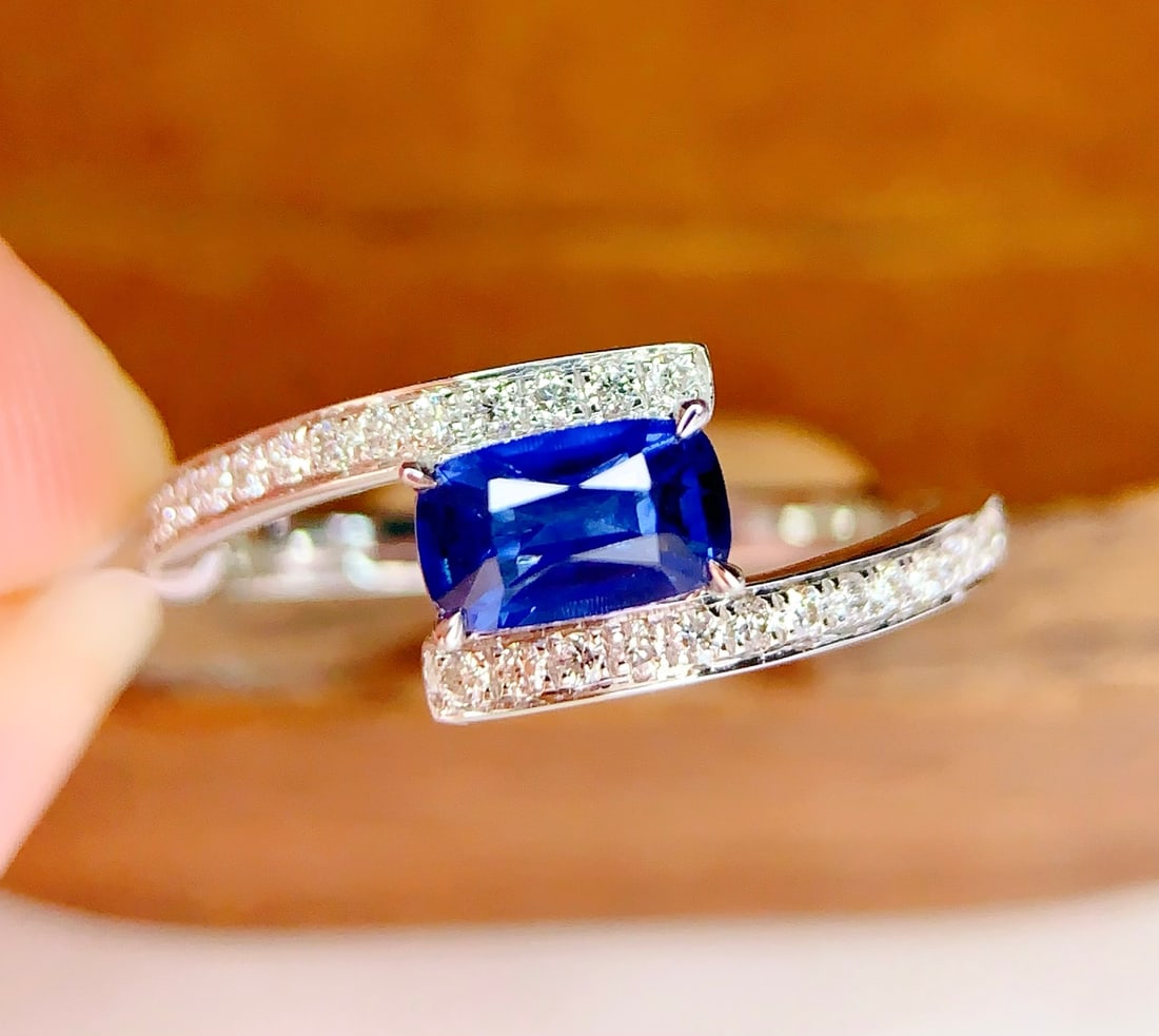 18K Gold Natural Sapphire Ring - 3
