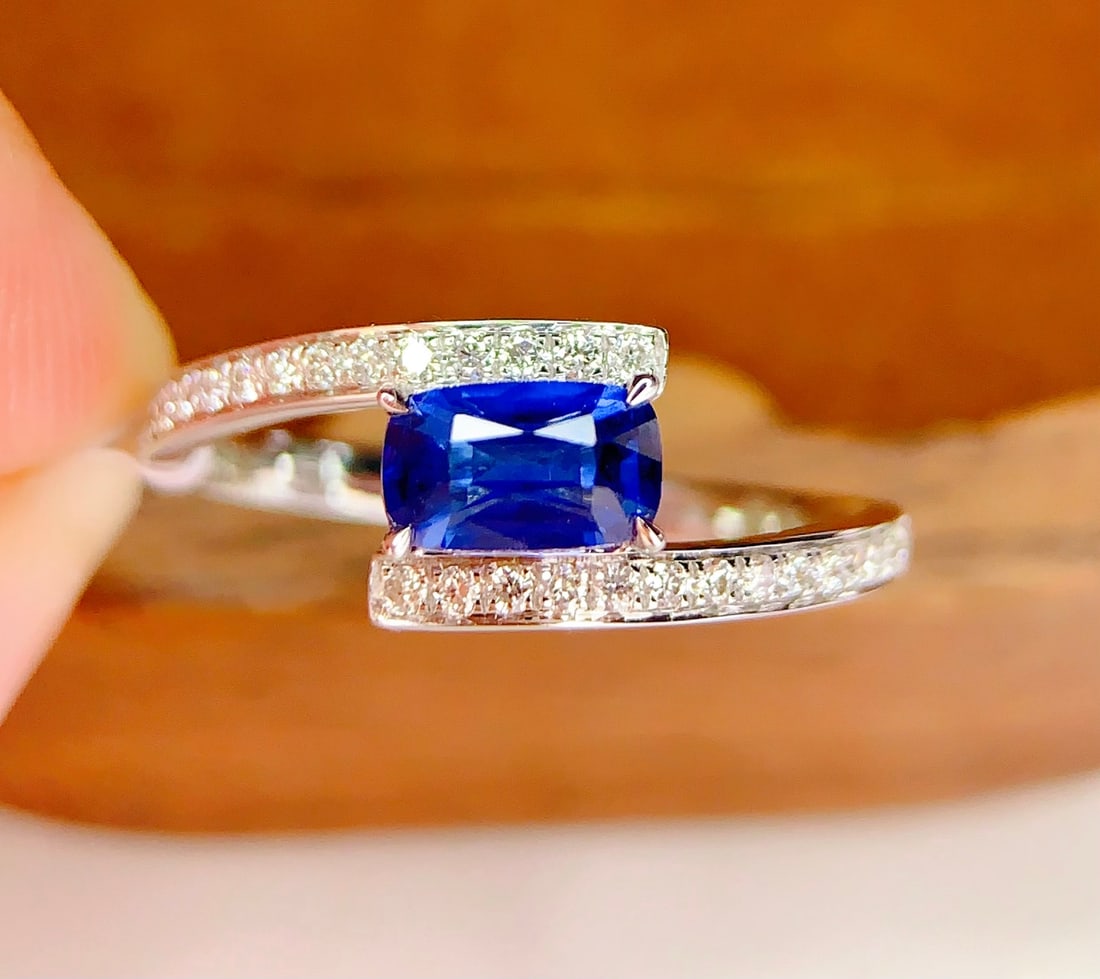 18K Gold Natural Sapphire Ring - 5