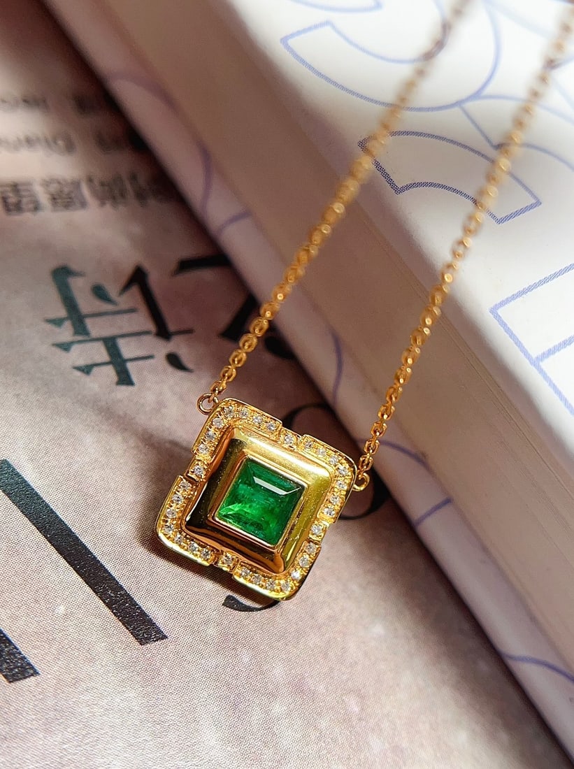 18K Gold Emerald Necklace - 3