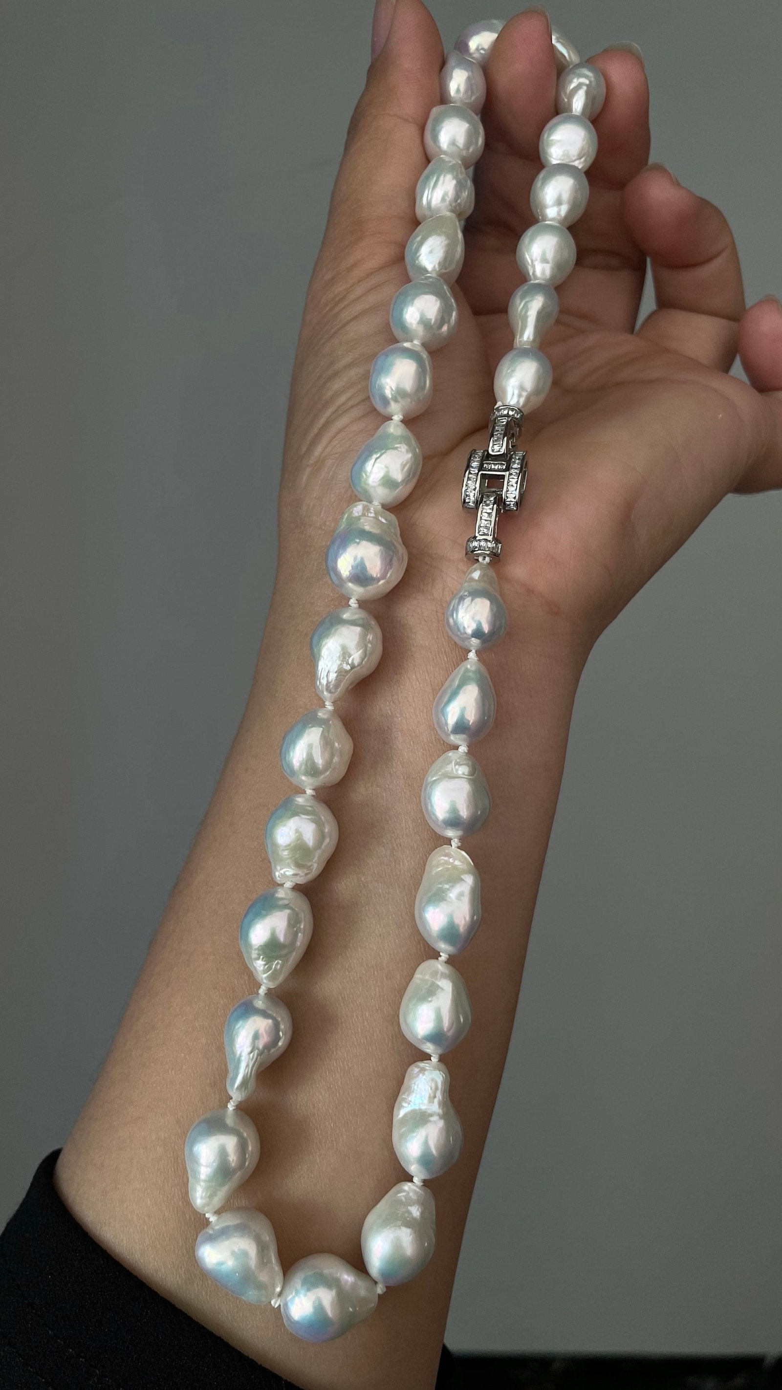 Natural Freshwater Pearl Baroque Necklace - 4