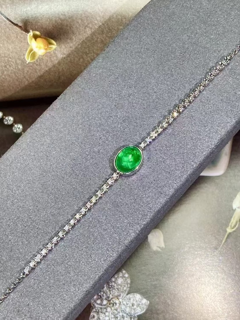 18K Gold Natural Emerald Bracelet - 2