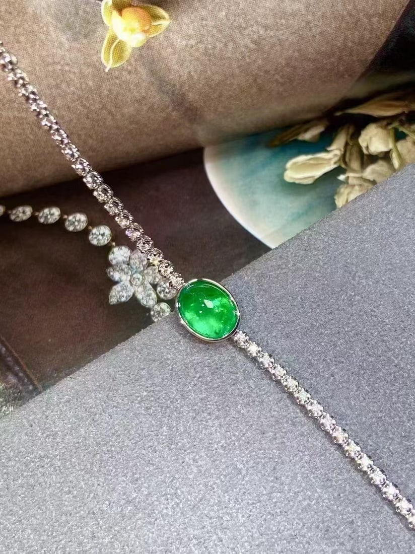 18K Gold Natural Emerald Bracelet - 4
